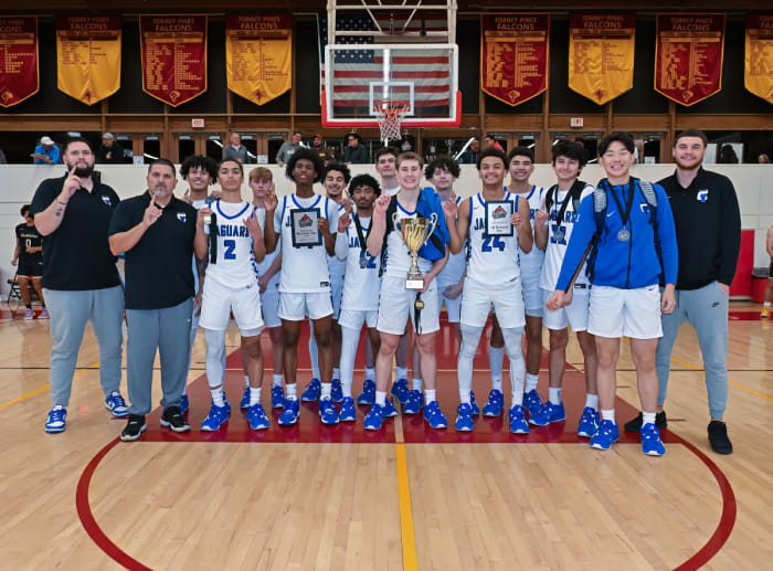 Crespi vs Canyon View Prep Torrey Pines Holiday Classic December 30, 2023 Photo-Justin Fine14